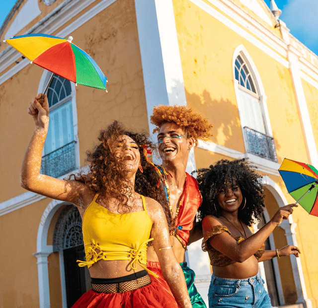 Carnaval, saiba se proteger de golpes em festas e compras online, Gadget Garimpo Acessorios de tecnologia Capa Web Stories